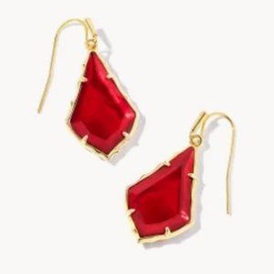 Classic KENDRA SCOTT Small Faceted Alex Gold Drop Earrings in Cranberry (NWOT)